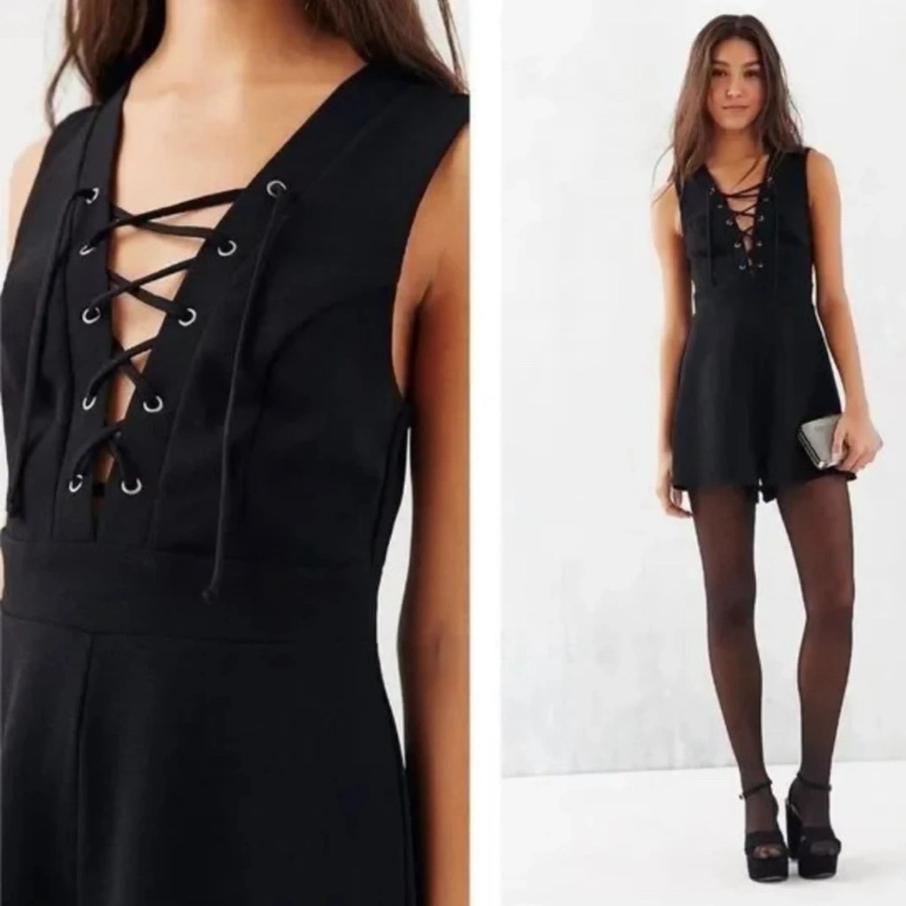 Urban Outfitters Romper Size 4 Lace Up Sleeveless Romper Black Silence + Noise